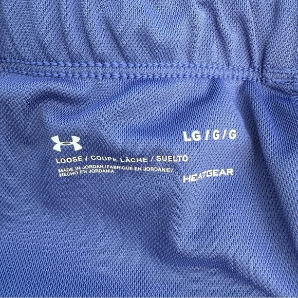 π Under Armour Shorts π - Picture 3 of 4